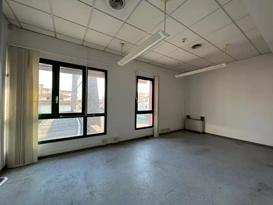 Immagine 19 di Ufficio in vendita  a Empoli