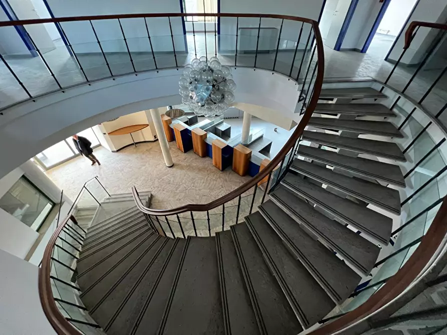 Immagine 22 di Ufficio in vendita  a Empoli