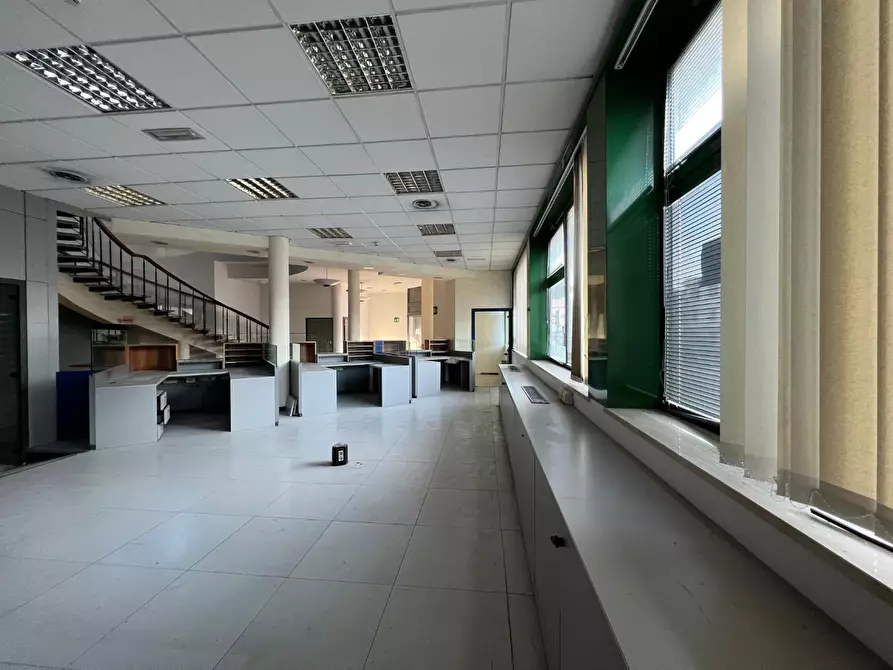 Immagine 4 di Ufficio in vendita  a Empoli