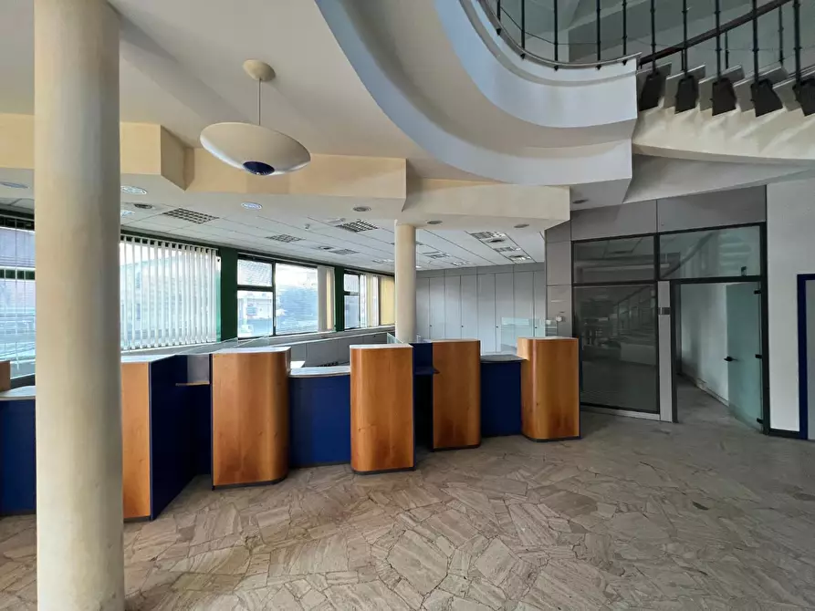 Immagine 3 di Ufficio in vendita  a Empoli