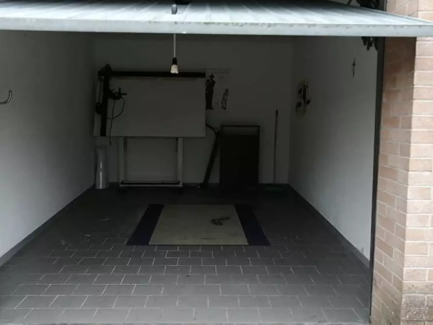 Immagine 1 di Garage in vendita  a Castelfranco Di Sotto