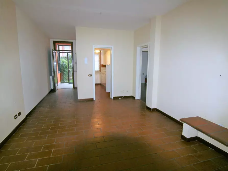 Immagine 7 di Porzione di casa in vendita  a Ortonovo