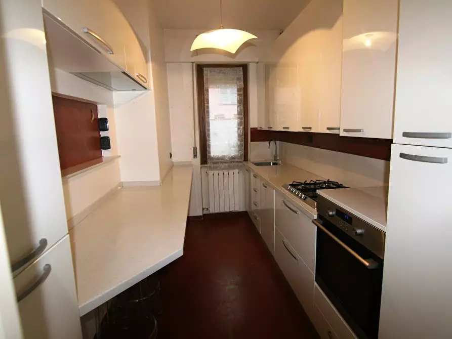 Immagine 8 di Porzione di casa in vendita  a Ortonovo