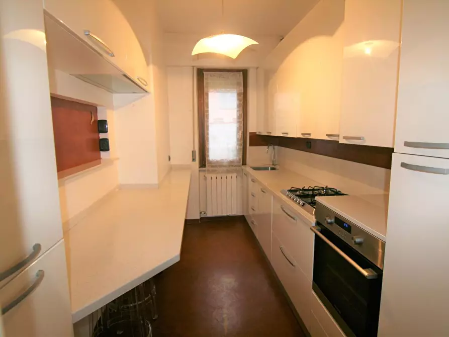 Immagine 9 di Porzione di casa in vendita  a Ortonovo