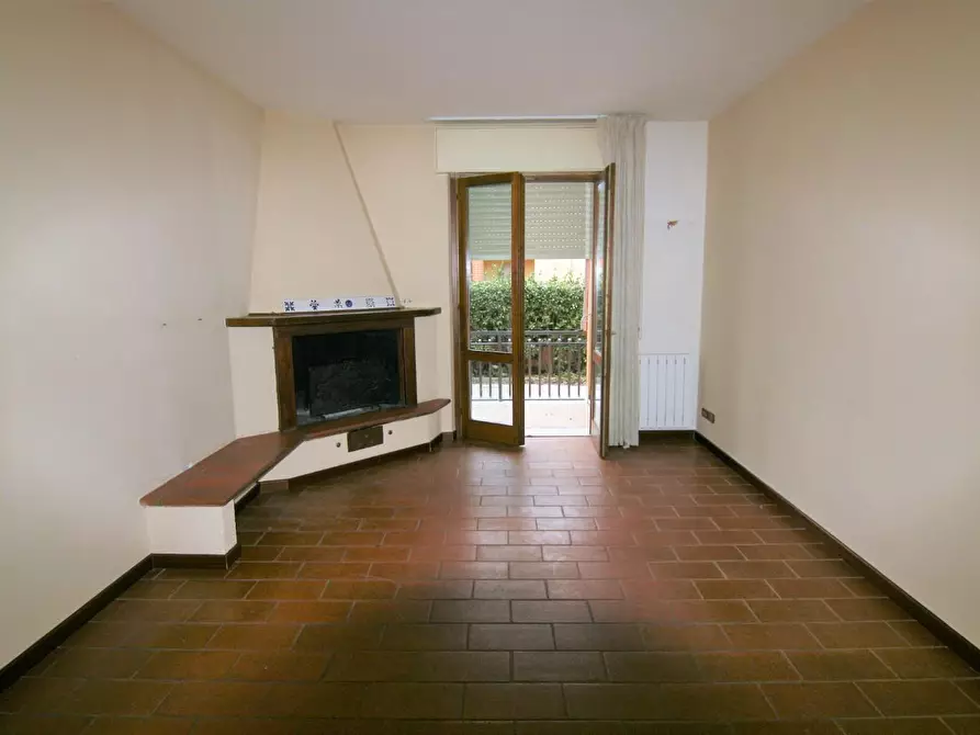 Immagine 5 di Porzione di casa in vendita  a Ortonovo