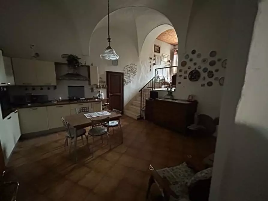 Immagine 14 di Appartamento in vendita  a Siena