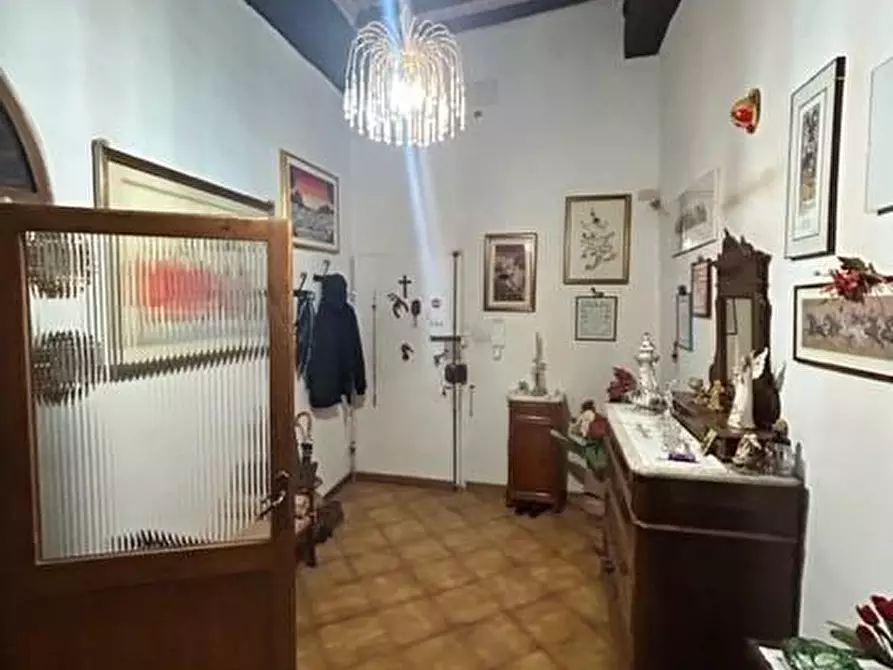 Immagine 9 di Appartamento in vendita  a Siena