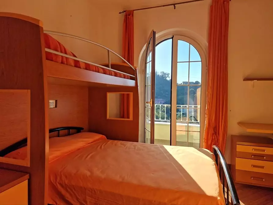 Immagine 13 di Villa in vendita  a Carrara