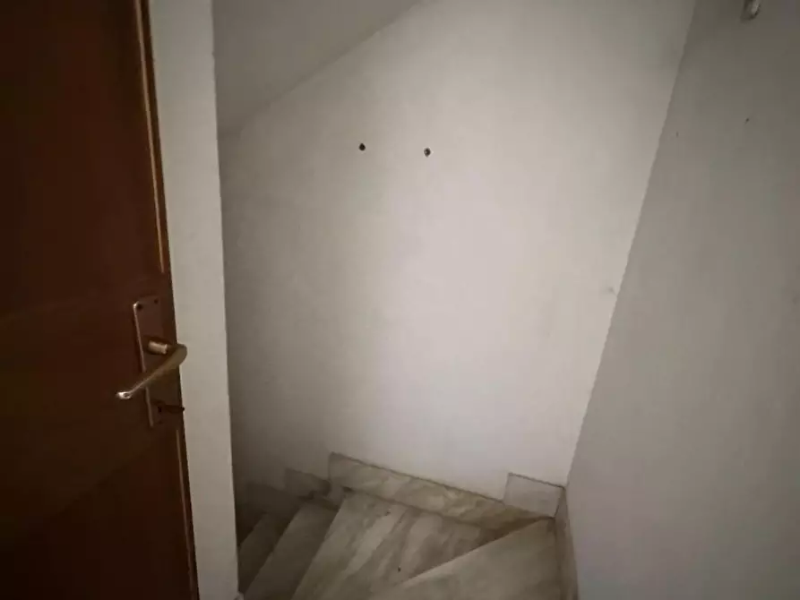 Immagine 10 di Villetta a schiera in vendita  a Massa