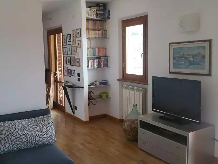 Immagine 13 di Casa bifamiliare in vendita  a Massarosa