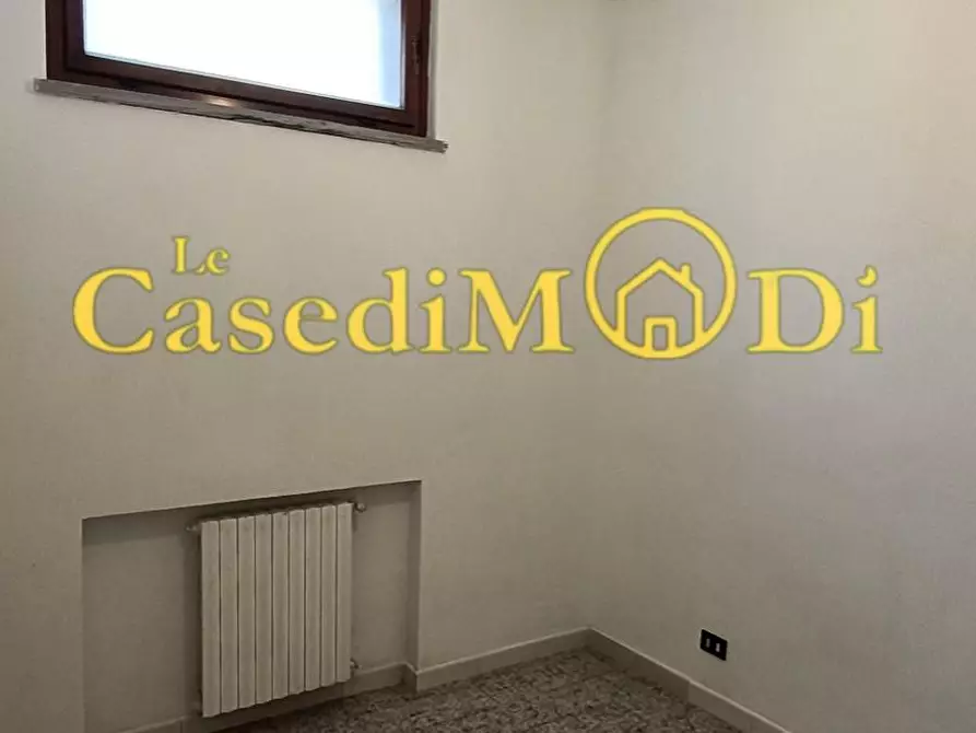 Immagine 9 di Appartamento in vendita  a Livorno