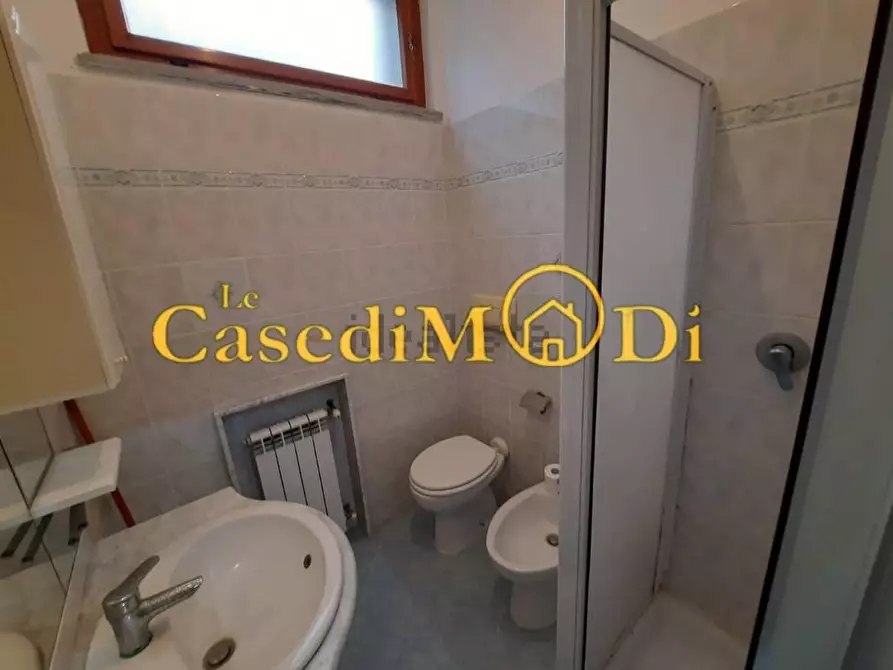 Immagine 12 di Appartamento in vendita  a Livorno