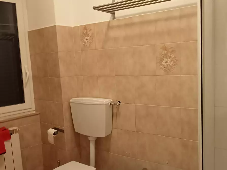 Immagine 2 di Appartamento in vendita  a Lerici