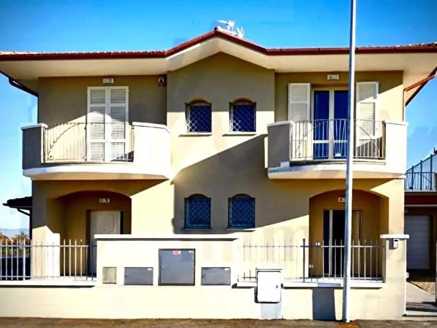 Immagine 2 di Terratetto in vendita  a Fucecchio