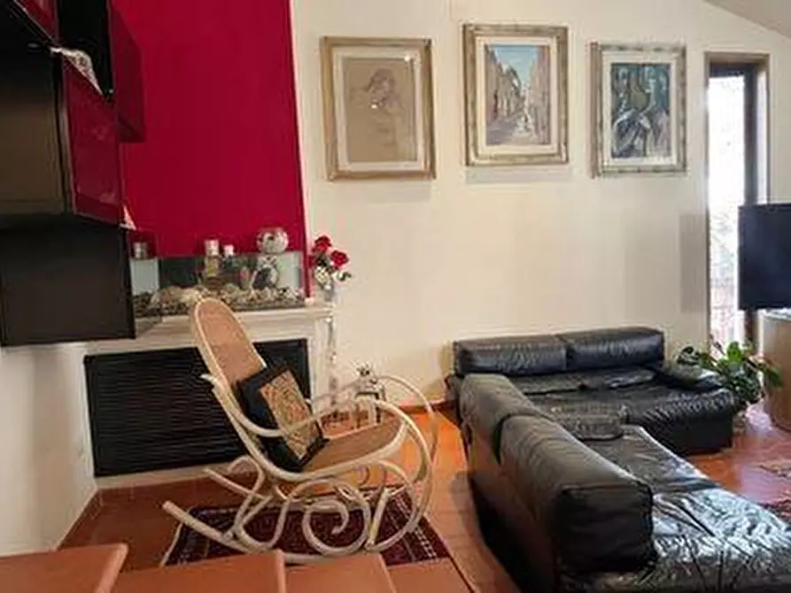 Immagine 7 di Casa bifamiliare in vendita  a Viareggio