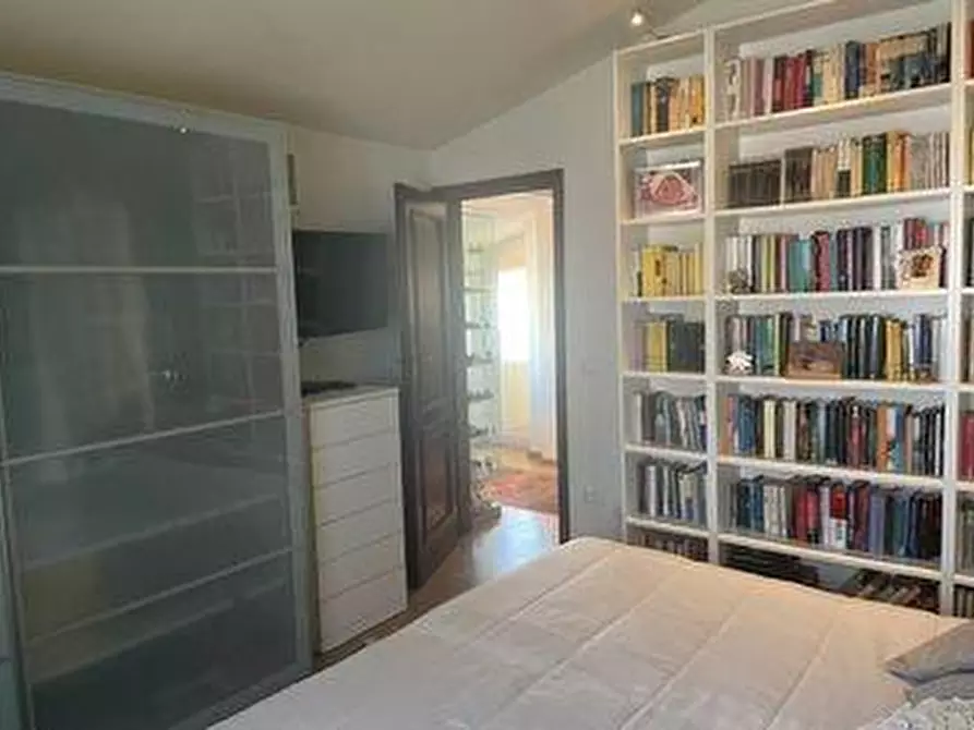 Immagine 25 di Casa bifamiliare in vendita  a Viareggio