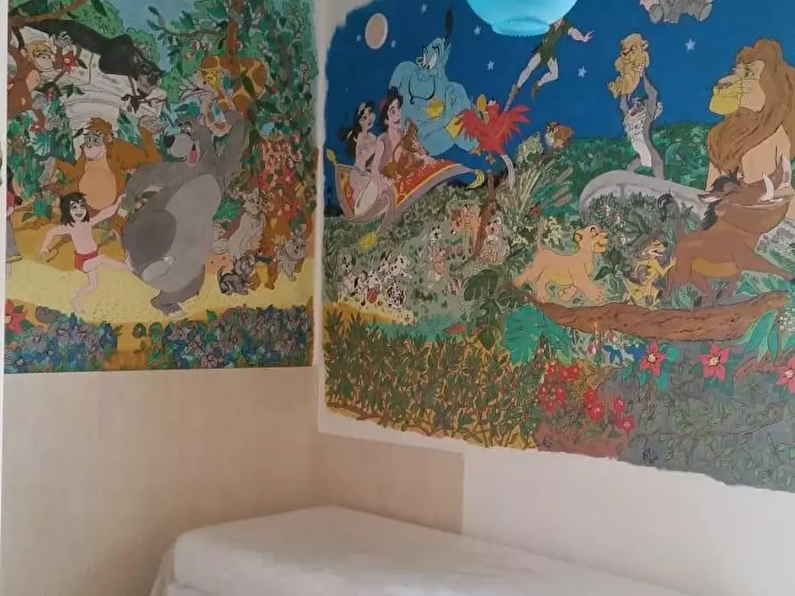 Immagine 10 di Appartamento in vendita  a Siena