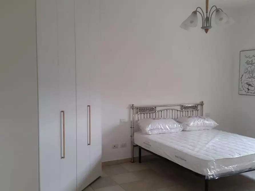 Immagine 17 di Appartamento in vendita  a Siena