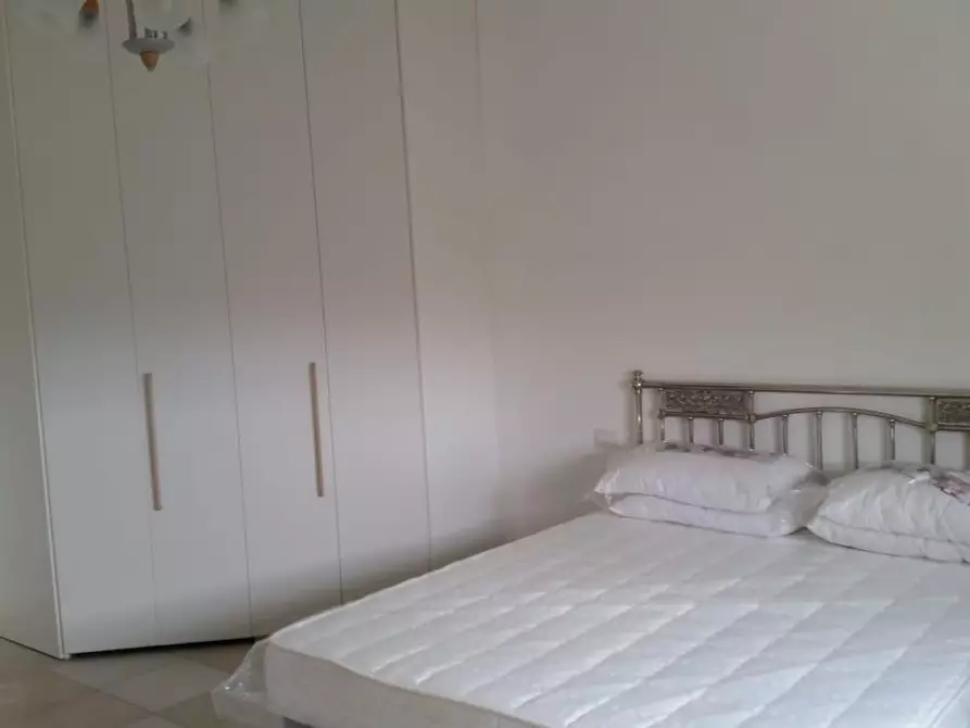 Immagine 15 di Appartamento in vendita  a Siena