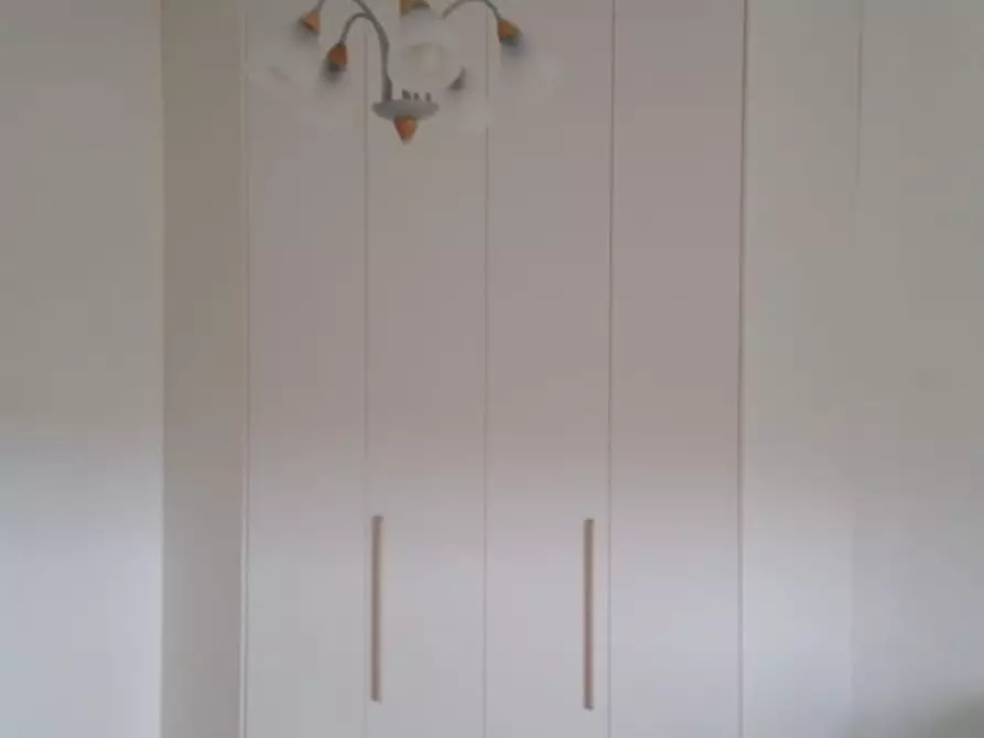 Immagine 14 di Appartamento in vendita  a Siena