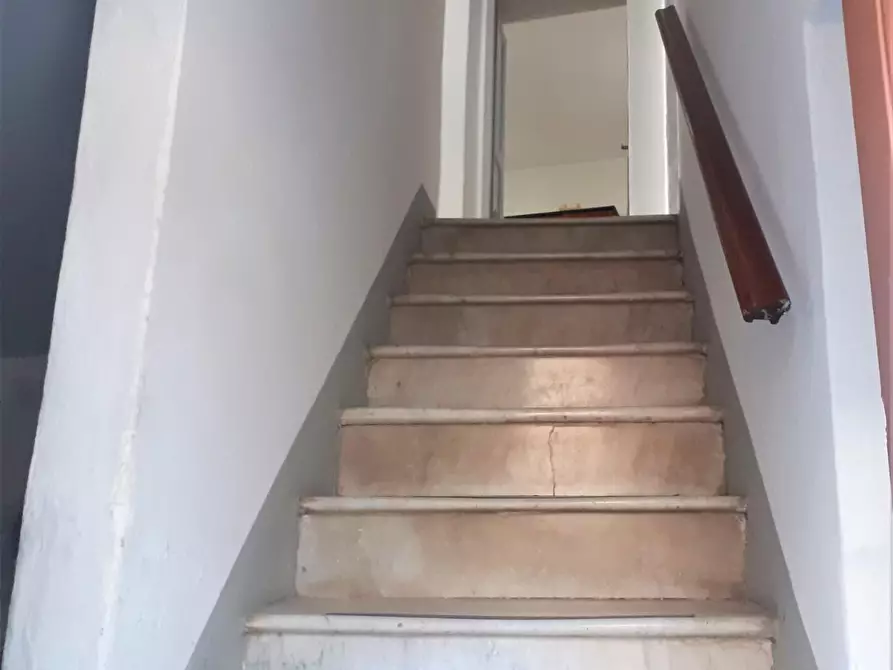 Immagine 12 di Casa indipendente in vendita  a Massa