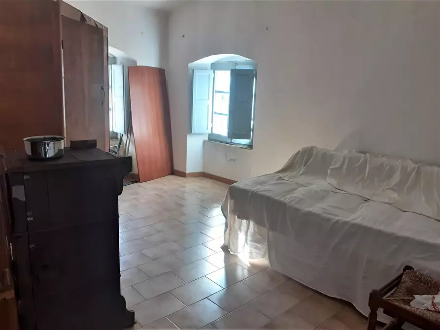 Immagine 13 di Casa indipendente in vendita  a Massa
