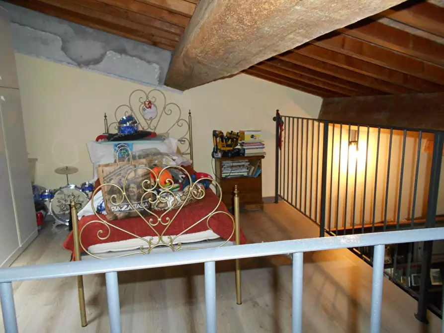 Immagine 23 di Casa colonica in vendita  a Fauglia