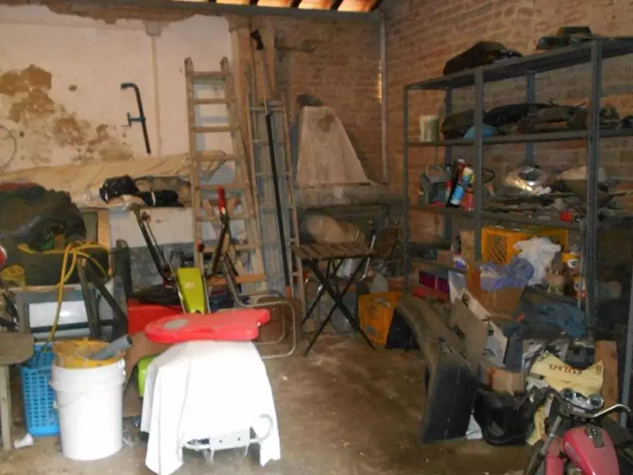 Immagine 44 di Casa colonica in vendita  a Fauglia