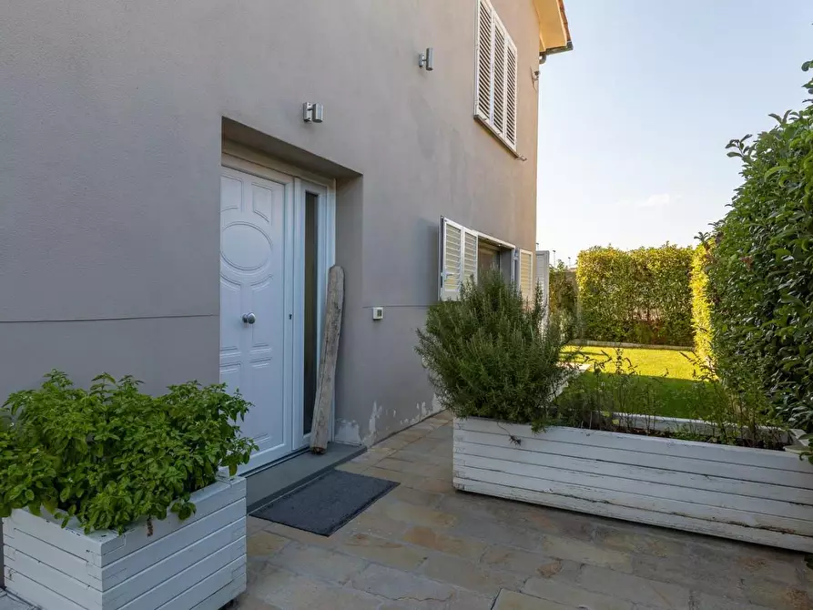 Immagine 8 di Villa in vendita  a Montecarlo