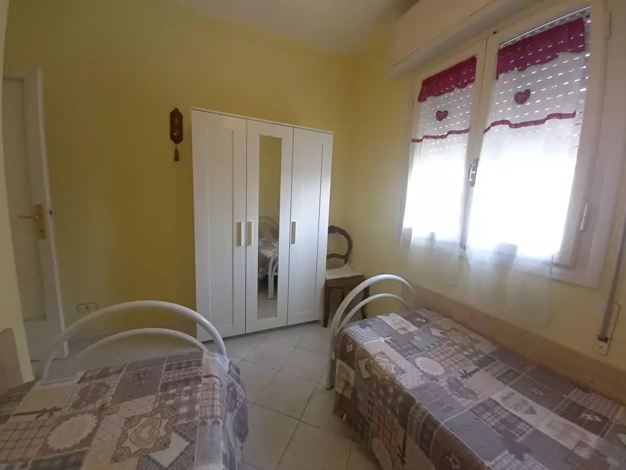 Immagine 13 di Appartamento in affitto  a Camaiore