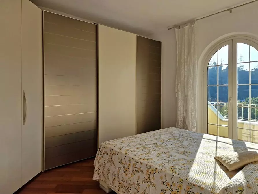 Immagine 8 di Villa in vendita  a Carrara