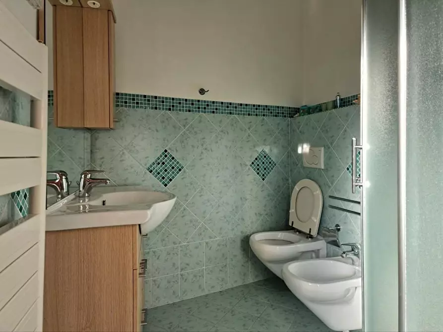 Immagine 7 di Villa in vendita  a Carrara