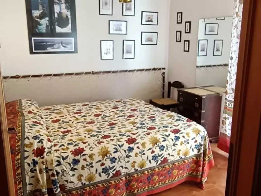 Immagine 10 di Appartamento in affitto  a Massa