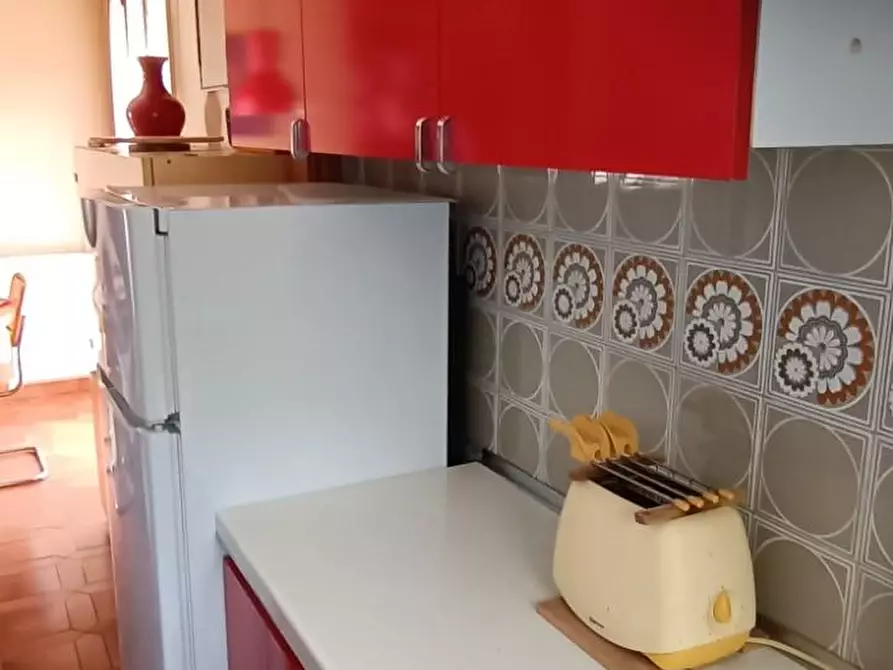 Immagine 8 di Appartamento in affitto  a Massa