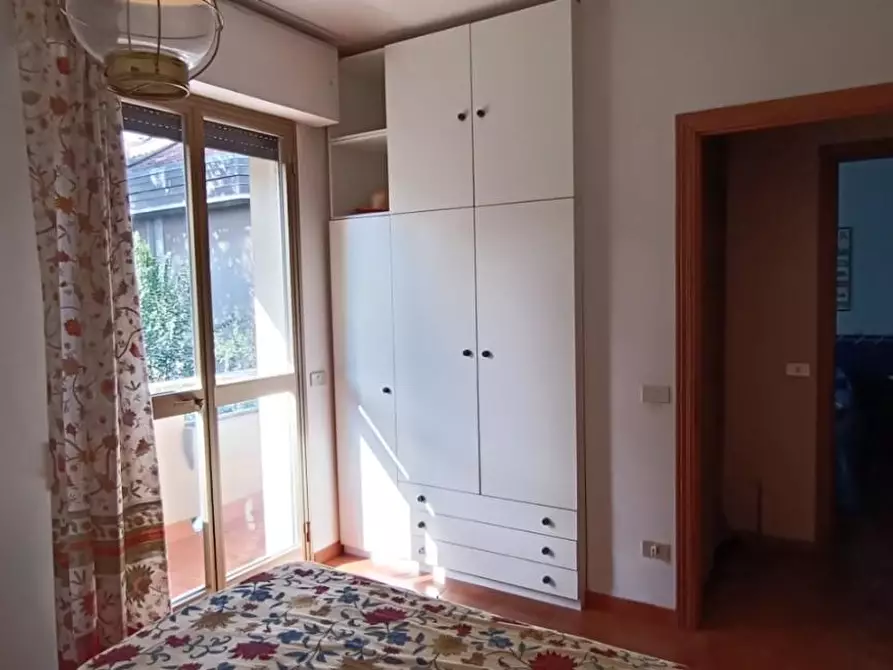 Immagine 19 di Appartamento in affitto  a Massa