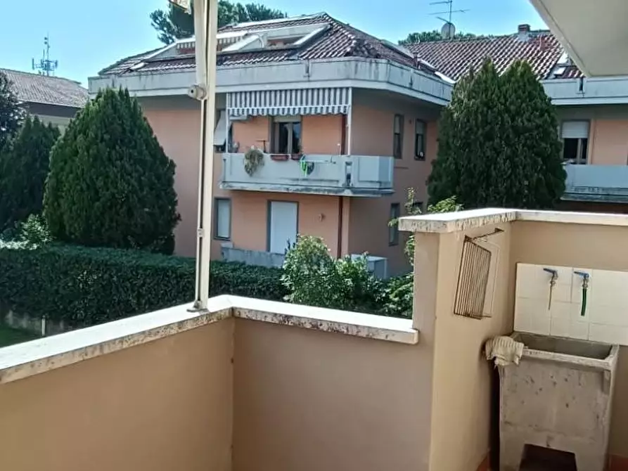 Immagine 2 di Appartamento in affitto  a Massa