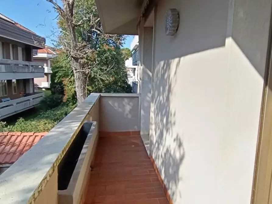 Immagine 24 di Appartamento in affitto  a Massa