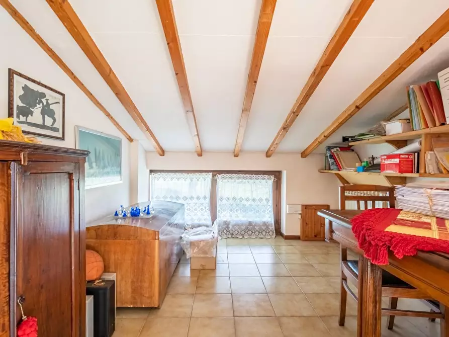 Immagine 44 di Villa in vendita  a Bientina