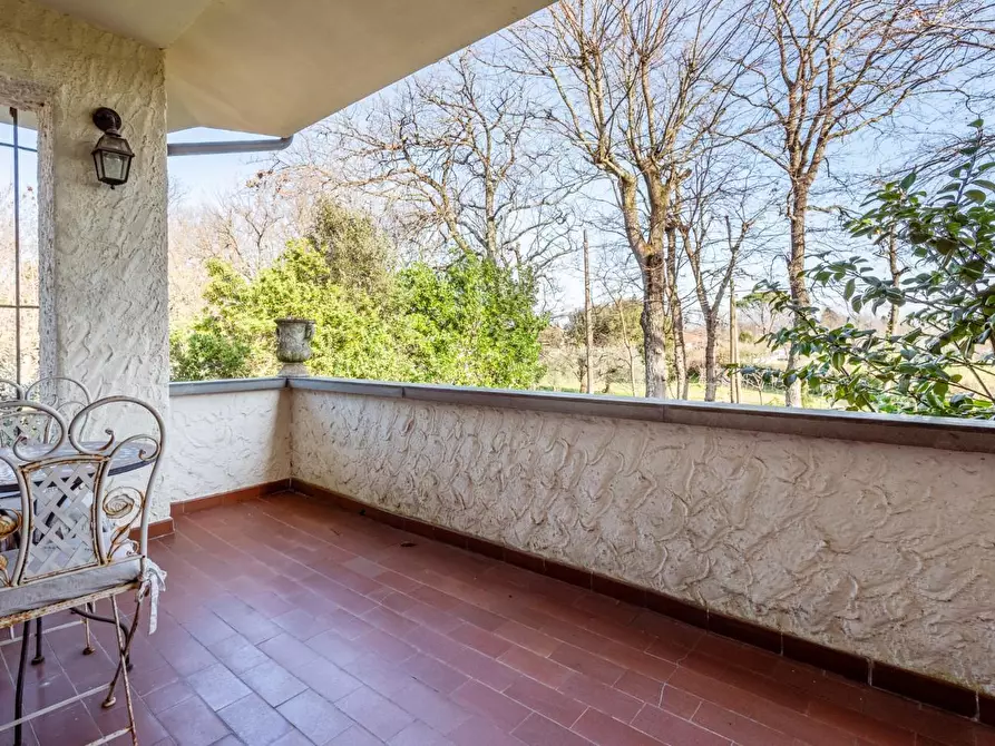 Immagine 38 di Villa in vendita  a Bientina