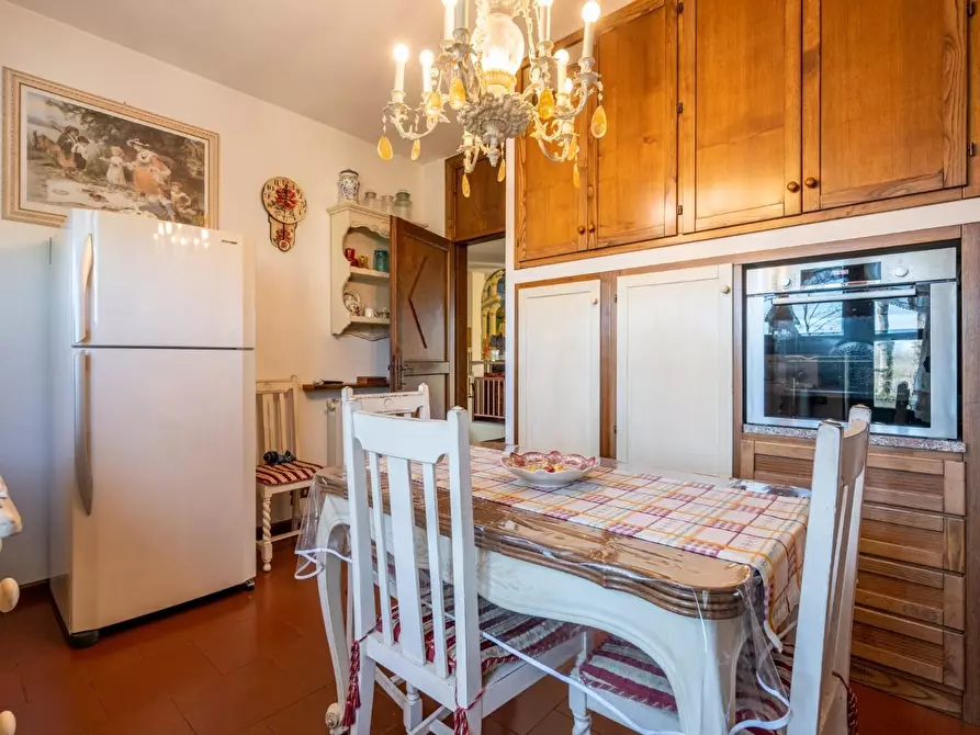 Immagine 25 di Villa in vendita  a Bientina