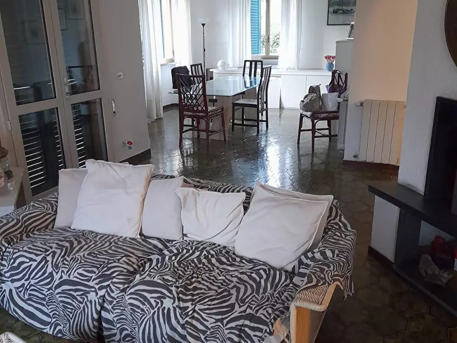 Immagine 3 di Villa in affitto  a Forte Dei Marmi