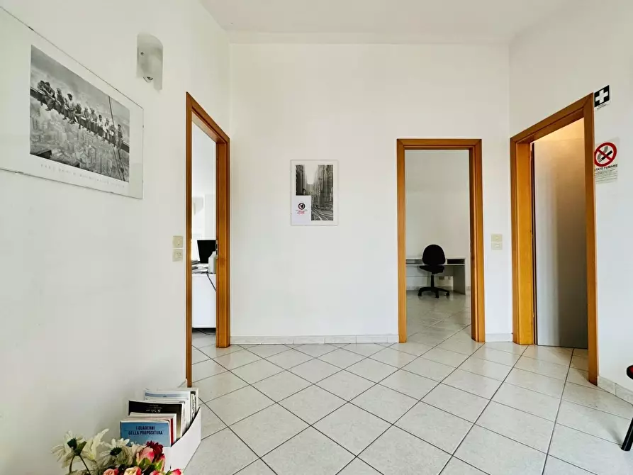 Immagine 1 di Appartamento in vendita  a Camaiore