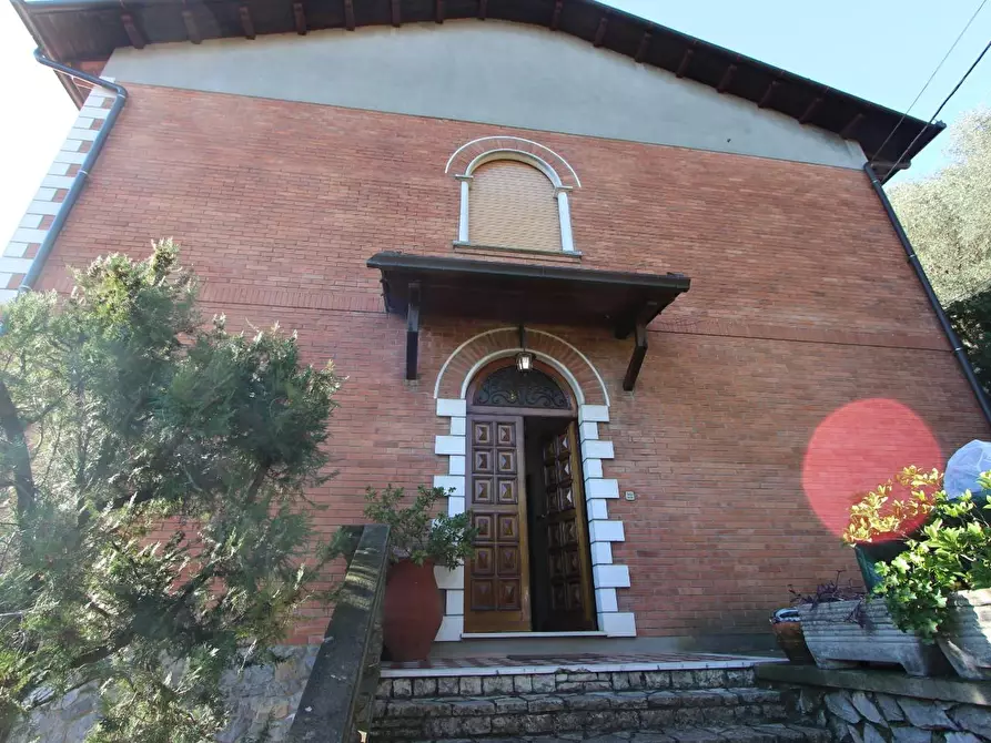 Immagine 20 di Porzione di casa in vendita  a La Spezia