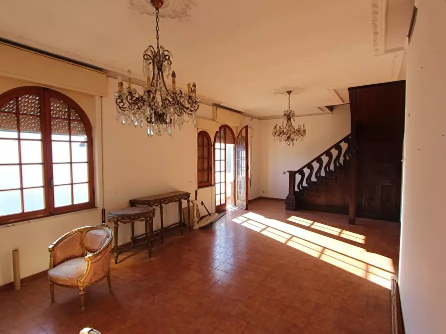 Immagine 3 di Porzione di casa in vendita  a La Spezia