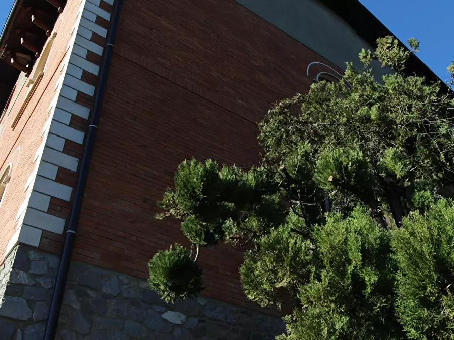 Immagine 36 di Porzione di casa in vendita  a La Spezia