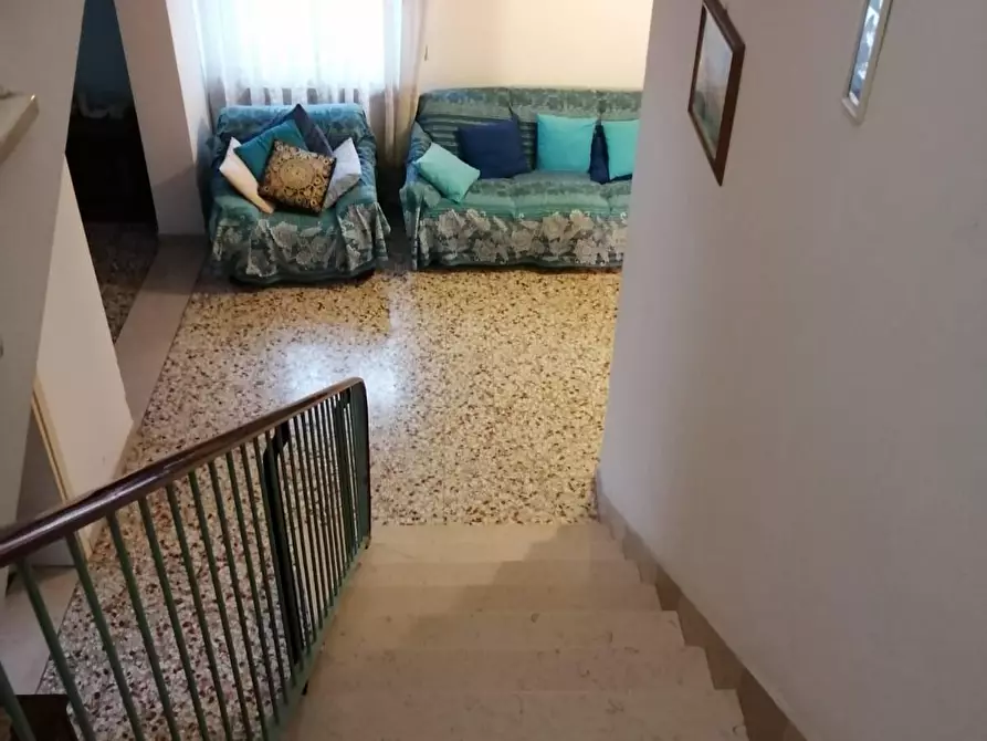 Immagine 4 di Casa bifamiliare in vendita  a Bientina