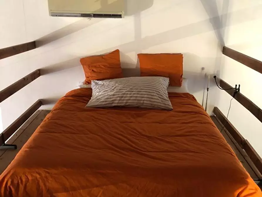 Immagine 12 di Appartamento in vendita  a Pisa