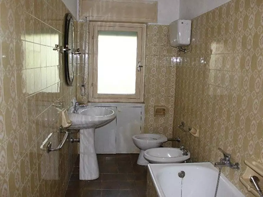 Immagine 9 di Appartamento in vendita  a Rosignano Marittimo