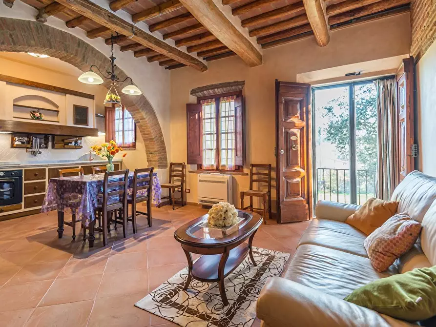 Immagine 4 di Villa in vendita  a San Miniato