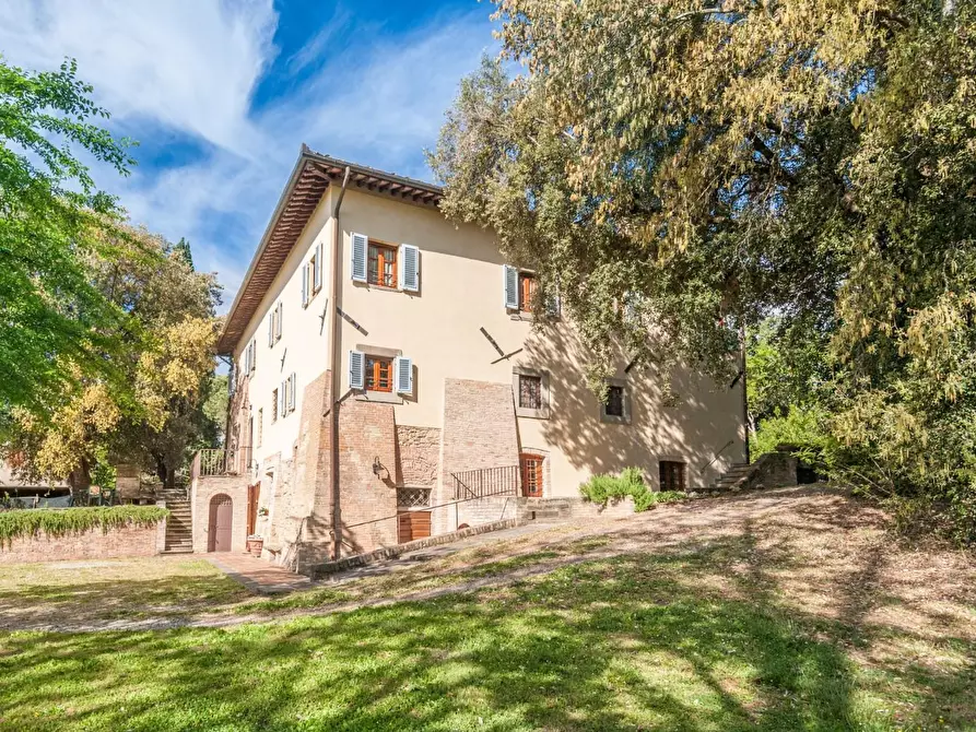 Immagine 18 di Villa in vendita  a San Miniato